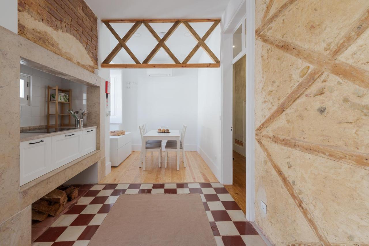 Almada Villa Exterior photo